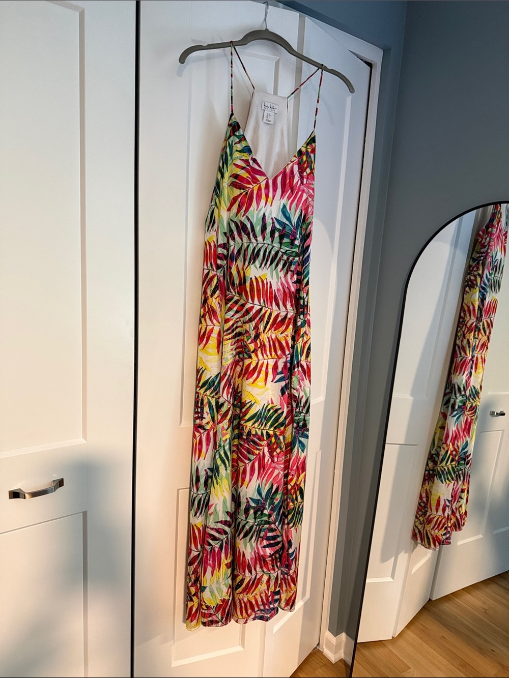 Women’s Tropical Leaf Print Maxi Dress - Pink Multi